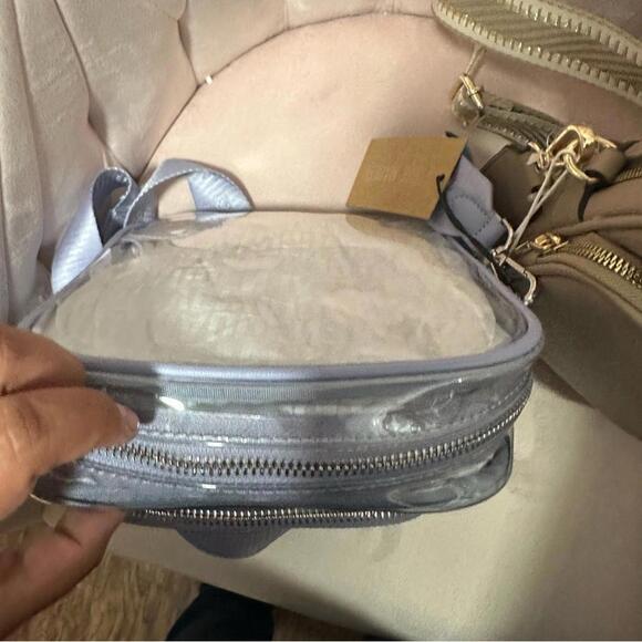Steve Madden Crossbody Bag - Picture 2 of 3